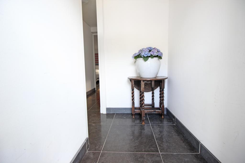 Ground Floor Canal Apartment Amsterdam Exterior foto
